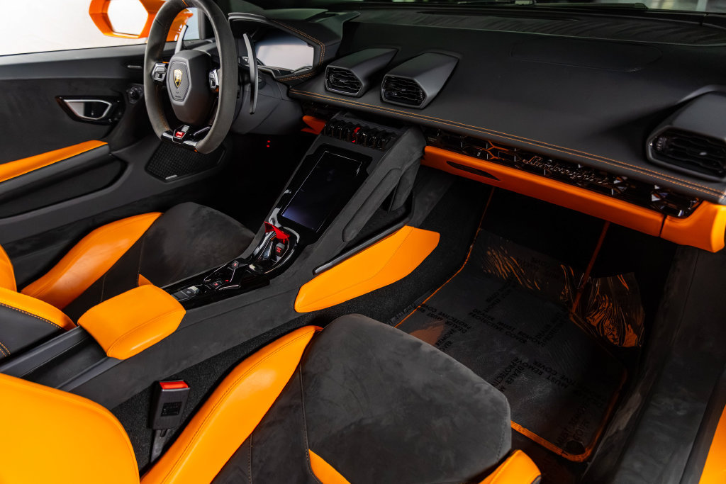 Used 2023 Lamborghini Huracan Tecnica RWD image 20