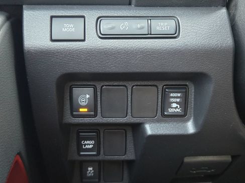 Used 2024 Nissan Frontier Pro-X w/ Pro Convenience Package RWD image 25