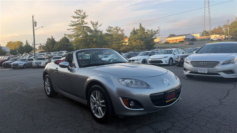 Used 2012 MAZDA MX-5 Miata Sport w/ Convenience Pkg RWD image 2