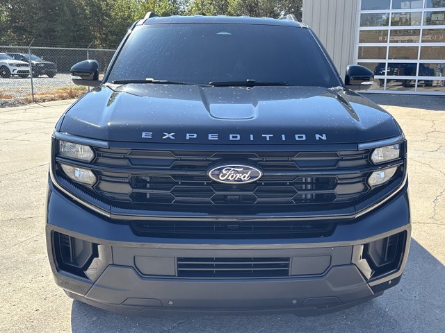 Used 2026 Ford Expedition Active AWD/4WD image 14