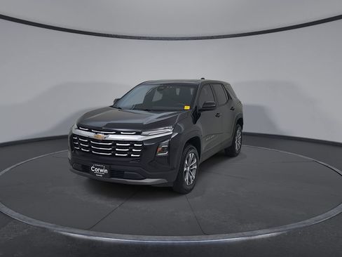 Used 2026 Chevrolet Equinox LT AWD/4WD image 7