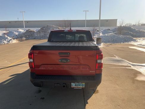 Used 2024 Ford Maverick Lariat w/ Black Appearance Package image 7