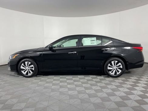New 2025 Nissan Altima 2.5 S image 6