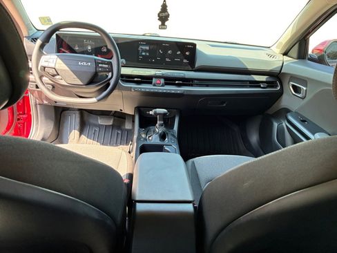 Used 2025 Kia K4 FWD image 23