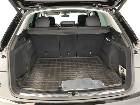 Used 2018 Audi Q5 Prestige w/ Prestige Package AWD/4WD image 32