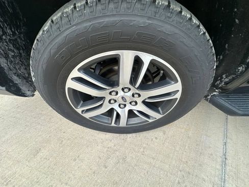 Used 2024 Ford Expedition Max Limited RWD image 42
