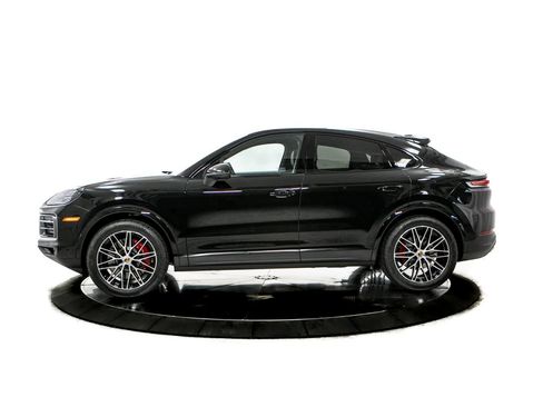 New 2026 Porsche Cayenne S AWD/4WD image 2