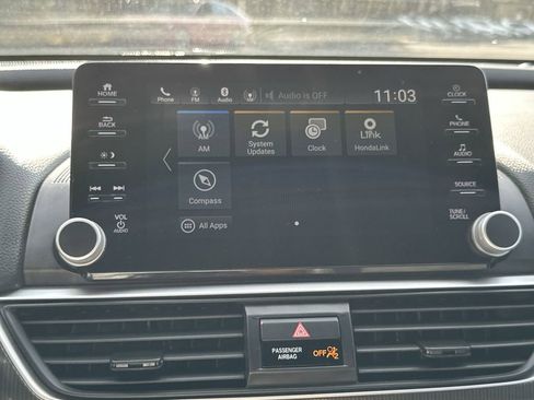 Used 2019 Honda Accord Sport image 12