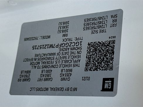 Used 2021 Chevrolet Express 3500 w/ Driver Convenience Package image 35