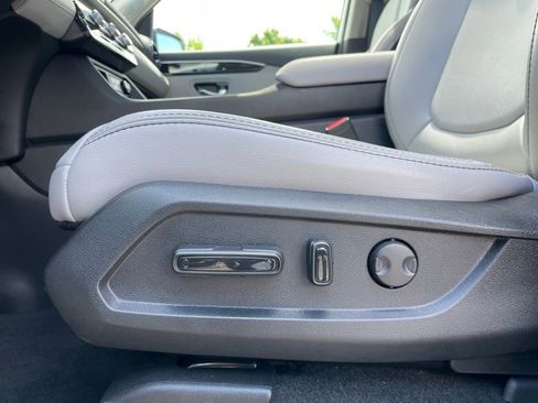 Used 2025 Honda Pilot Touring image 24