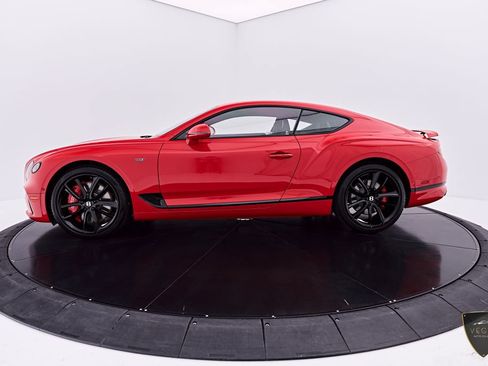 Used 2024 Bentley Continental GT AWD/4WD image 11