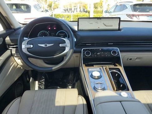 Used 2024 Genesis GV80 2.5T Prestige w/ Prestige Package image 11