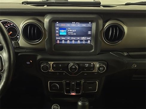 Used 2021 Jeep Wrangler Unlimited Willys image 18
