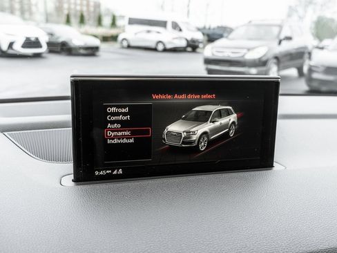 Used 2018 Audi Q7 3.0T Premium Plus w/ Premium Plus Package image 9