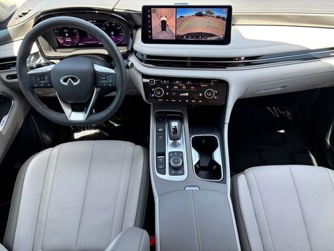 Certified 2026 INFINITI QX60 Luxe w/ Cargo Package FWD image 12