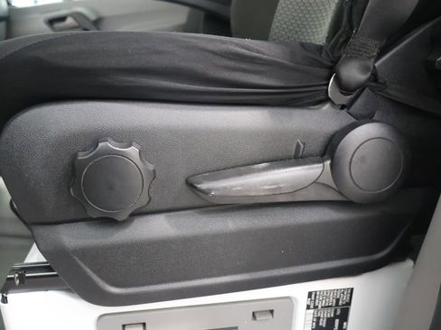 Used 2016 Mercedes-Benz Sprinter 2500 image 14