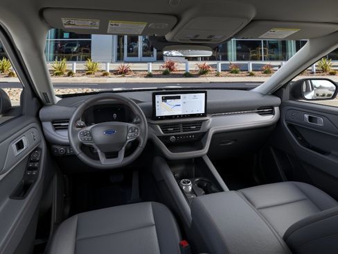 New 2026 Ford Explorer Active AWD/4WD image 9