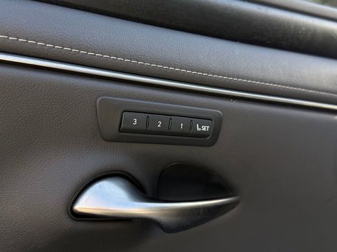 Used 2022 Lexus ES 350 w/ Premium Package FWD image 14