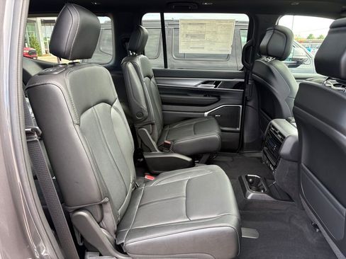 New 2026 Jeep Grand Wagoneer 4WD image 14
