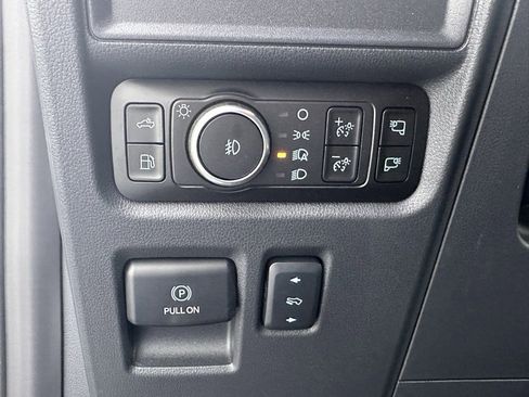 New 2025 Ford F150 Platinum w/ Equipment Group 702A High image 29