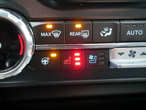 Used 2024 Ford F350 Lariat w/ Lariat Ultimate Package image 35