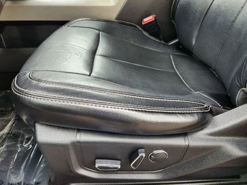 Used 2018 Ford F150 Lariat w/ Equipment Group 501A Mid image 16