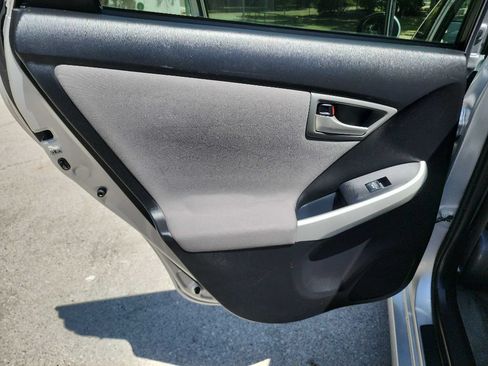 Used 2012 Toyota Prius Two FWD image 22