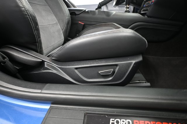 Used 2020 Ford Mustang Shelby GT350 w/ Technology Package RWD image 33