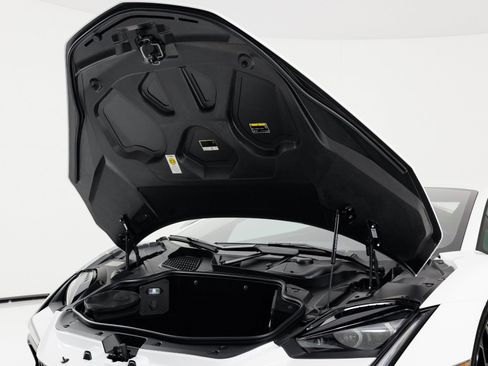 Used 2024 Lamborghini Revuelto AWD/4WD image 54