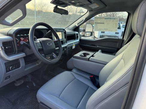 New 2025 Ford F350 XL w/ XL Chrome Package AWD/4WD image 11