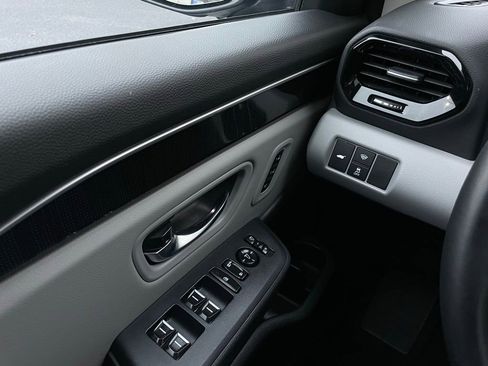 Certified 2023 Honda Pilot Elite image 22