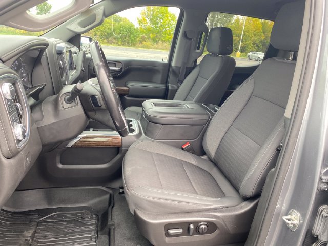 Used 2021 GMC Sierra 1500 Elevation w/ LPO, Elevation Black Package AWD/4WD image 15