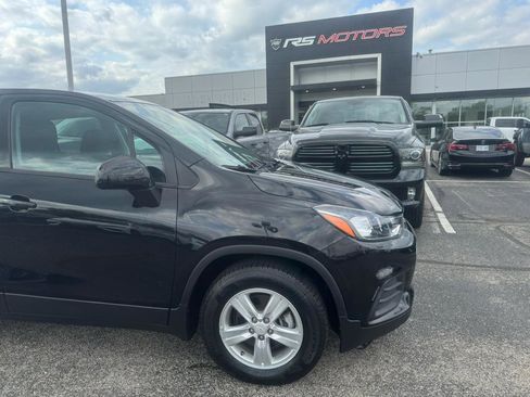 Used 2021 Chevrolet Trax LS w/ Tint and Cruise Package FWD image 54