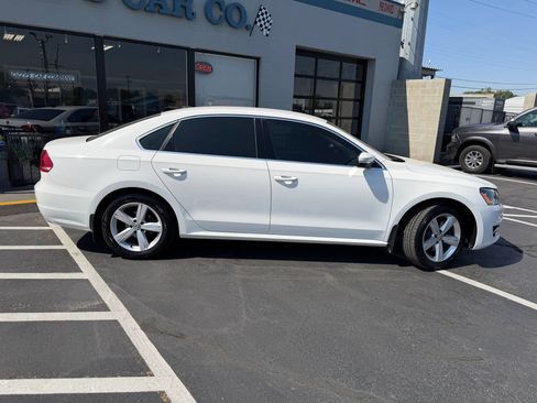 Used 2014 Volkswagen Passat 1.8T SE FWD image 8