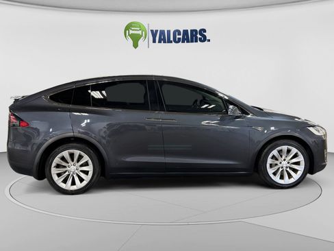 Used 2016 Tesla Model X 75D AWD/4WD image 6