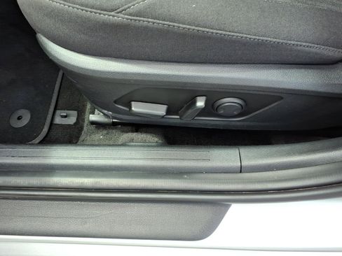 Used 2025 Hyundai Sonata SEL FWD image 9