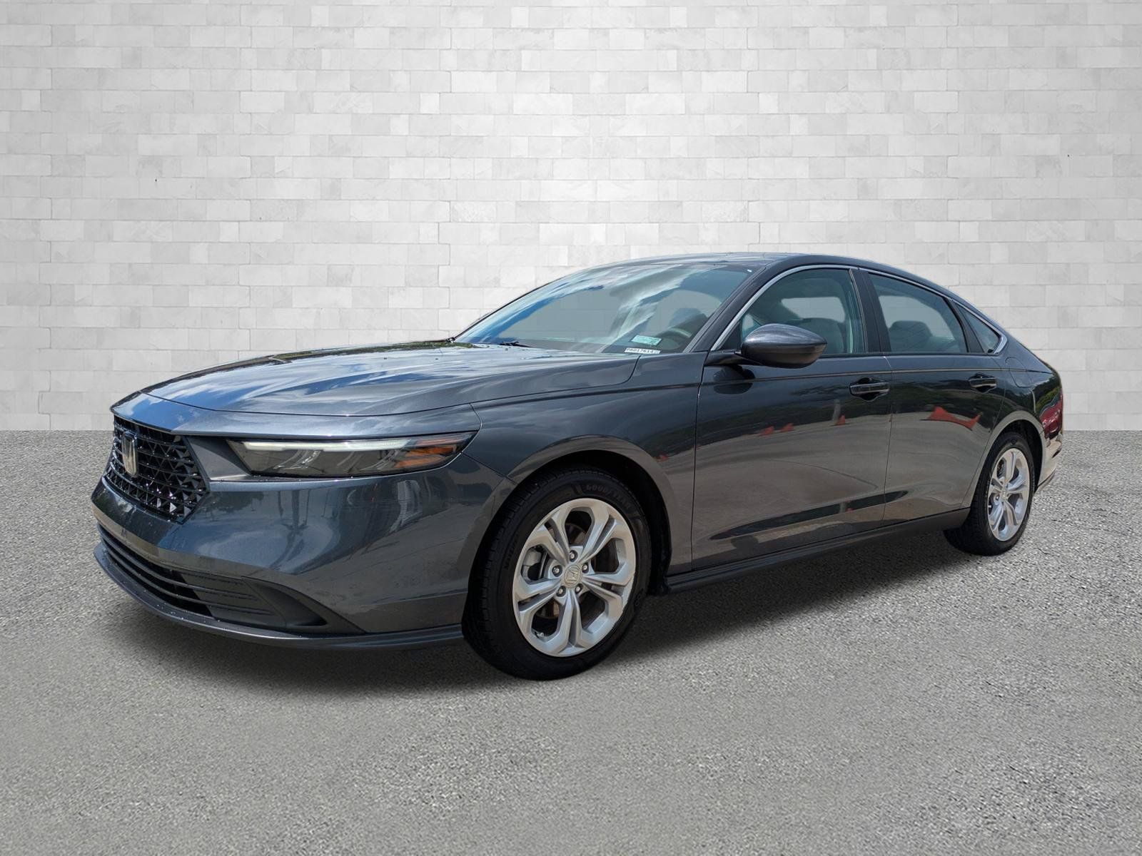 Used 2023 Honda Accord LX image 5