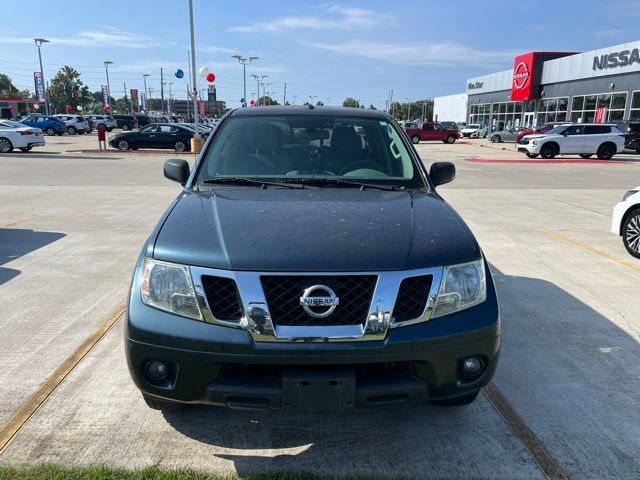 Used 2014 Nissan Frontier SV w/ SV Value Truck Package RWD image 2