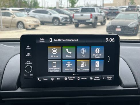 Used 2024 Honda Pilot EX-L image 32