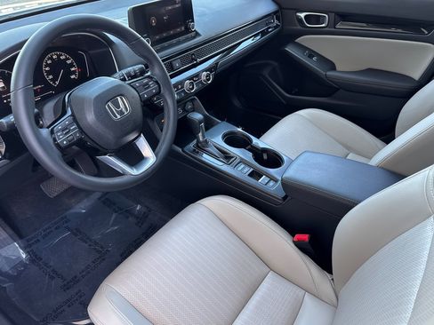 Used 2023 Honda Civic EX-L image 4