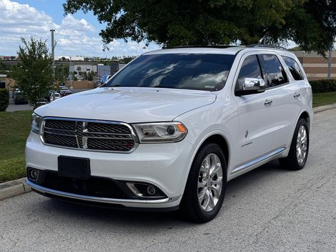 Used 2017 Dodge Durango Citadel w/ Technology Group image 2