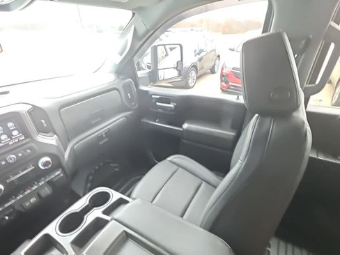 Used 2024 GMC Sierra 2500 Pro image 15