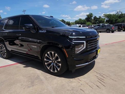 Certified 2025 Chevrolet Tahoe High Country RWD image 2