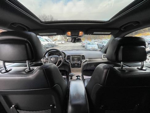 Used 2014 Jeep Grand Cherokee Limited image 14
