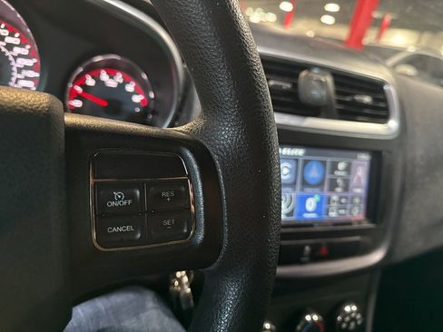 Used 2014 Dodge Avenger SE w/ Rallye Appearance Group image 11