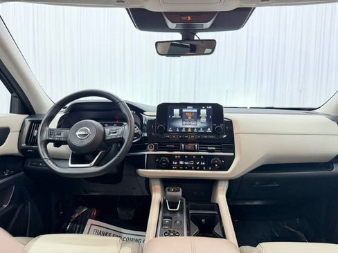 Used 2023 Nissan Pathfinder SL w/ Lighting Package (N92) AWD/4WD image 37