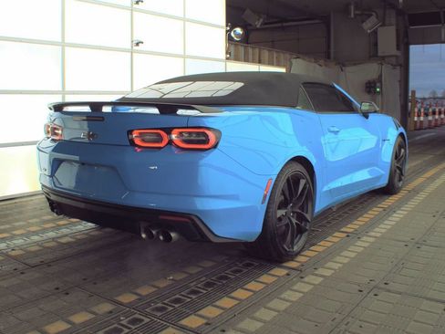 Used 2023 Chevrolet Camaro SS w/ Design Package 1 image 2