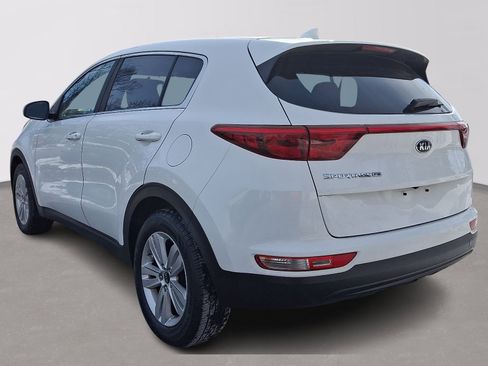 Used 2018 Kia Sportage LX FWD image 4