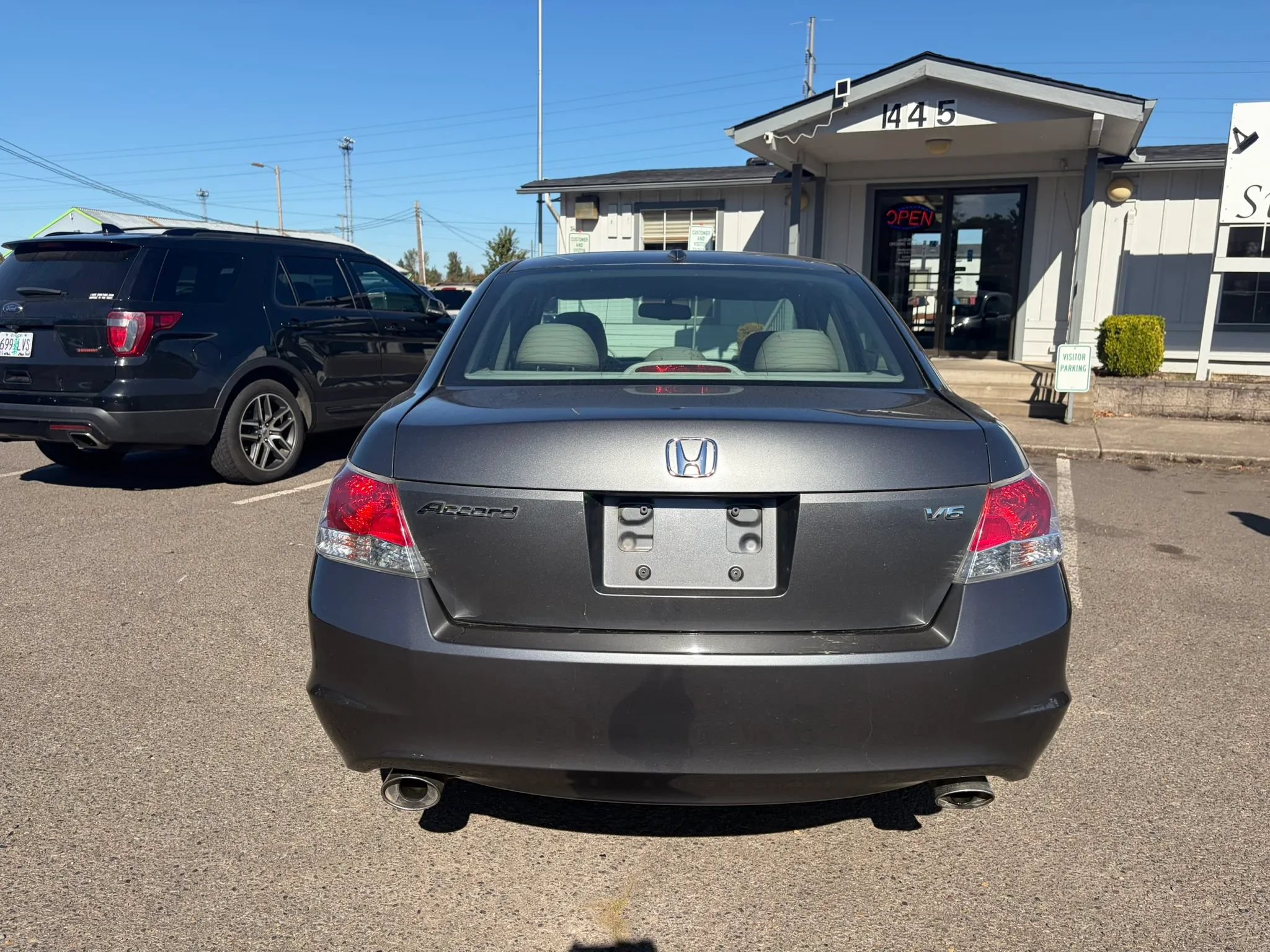 Used 2010 Honda Accord EX-L image 4