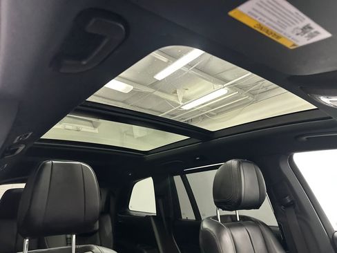 Used 2023 Mercedes-Benz GLS 580 GLS 580 image 12